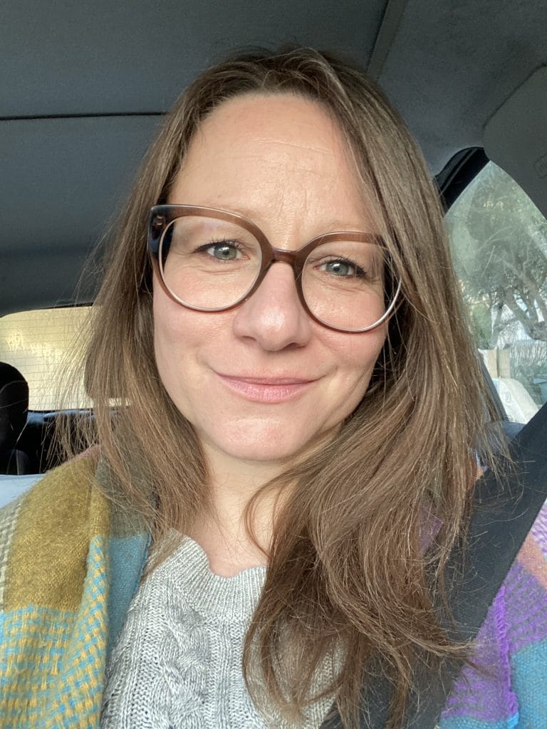 Jessica Harty de Pierrebourg, thérapeute en psychogénéalogie